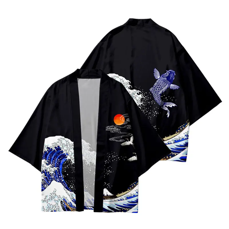 เสื้อยืดลายปลาคาร์ฟแต่งเคปขนนก