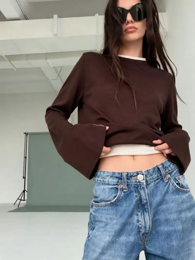 เสื้อนิตถักฉลุ แขนยาวทรงหลวม
