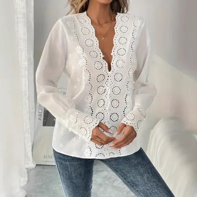 เสื้อเชิ้ตคอวี ปักลายแขนยาว สวยหรู