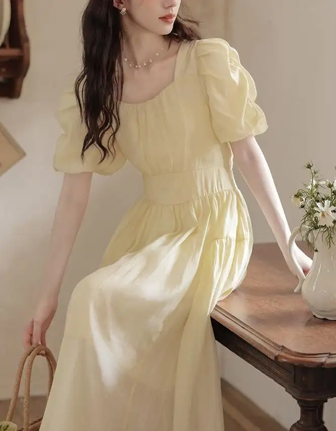 เดรสแขนระบายเข้าเอวสวยหรู